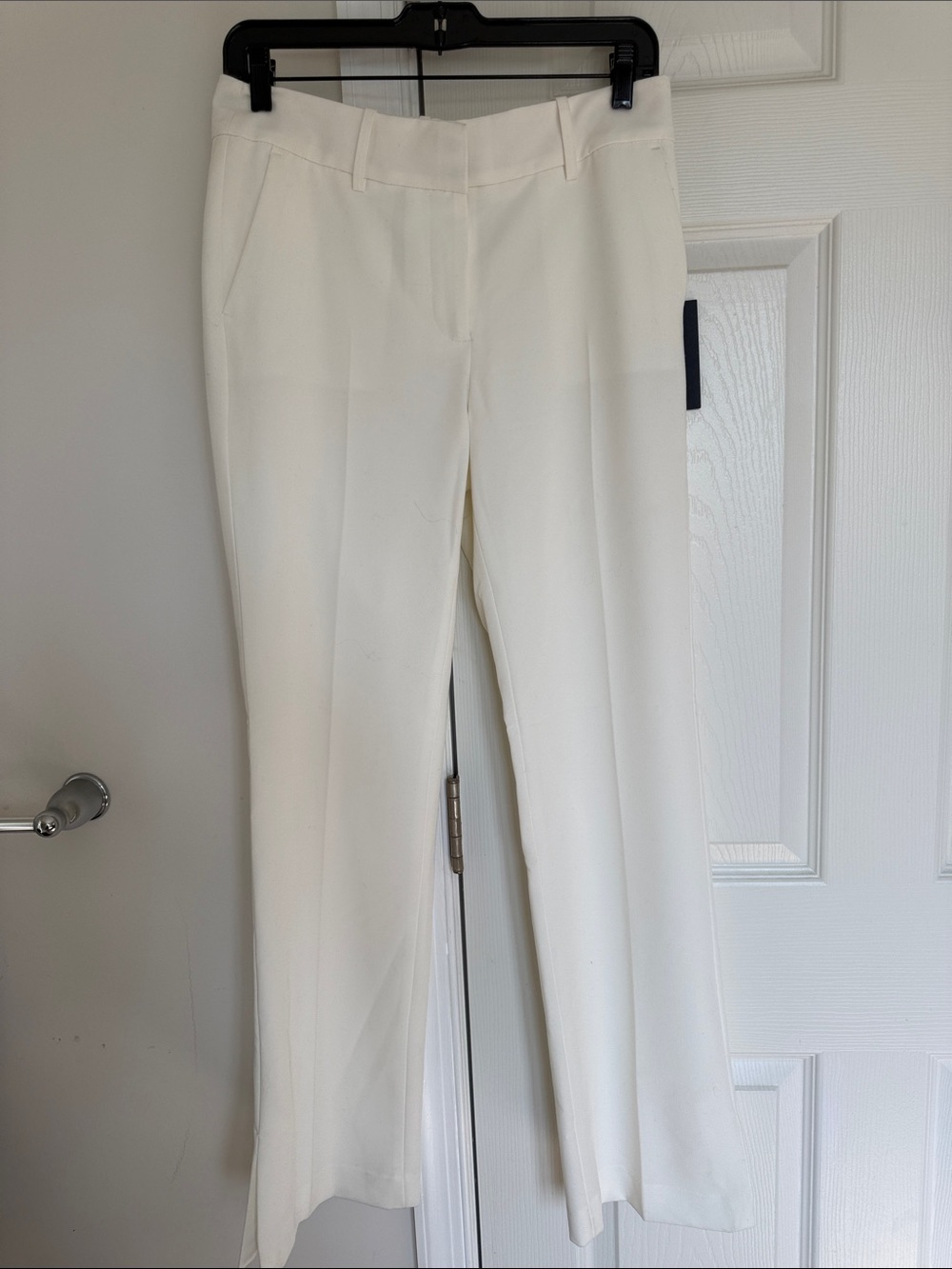 Tommy Hilfiger Women's Cream pants size 4
